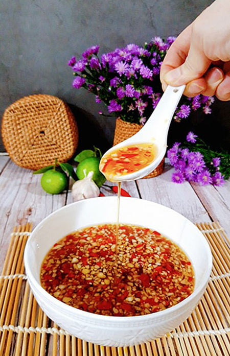Công dụng của nước mắm cốt nhĩ trong nấu ăn — cách pha nước chấm chuẩn.