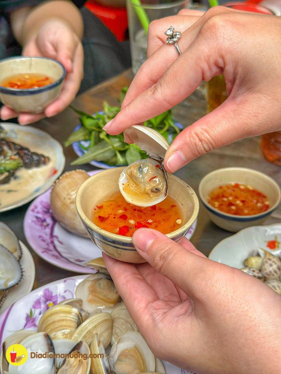 Nước Mắm Nhĩ Cá Cơm Thượng Hạng